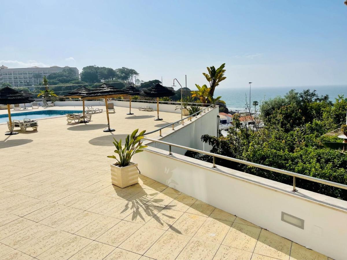 On The Beach Stunning Apartment Albufeira Olhos De Agua Exterior photo