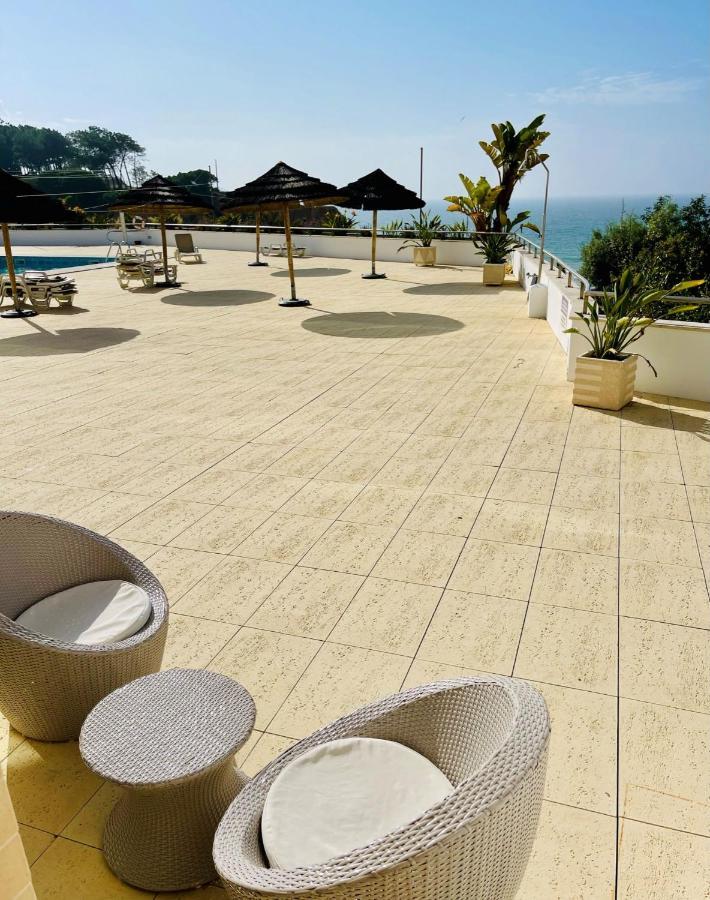 On The Beach Stunning Apartment Albufeira Olhos De Agua Exterior photo