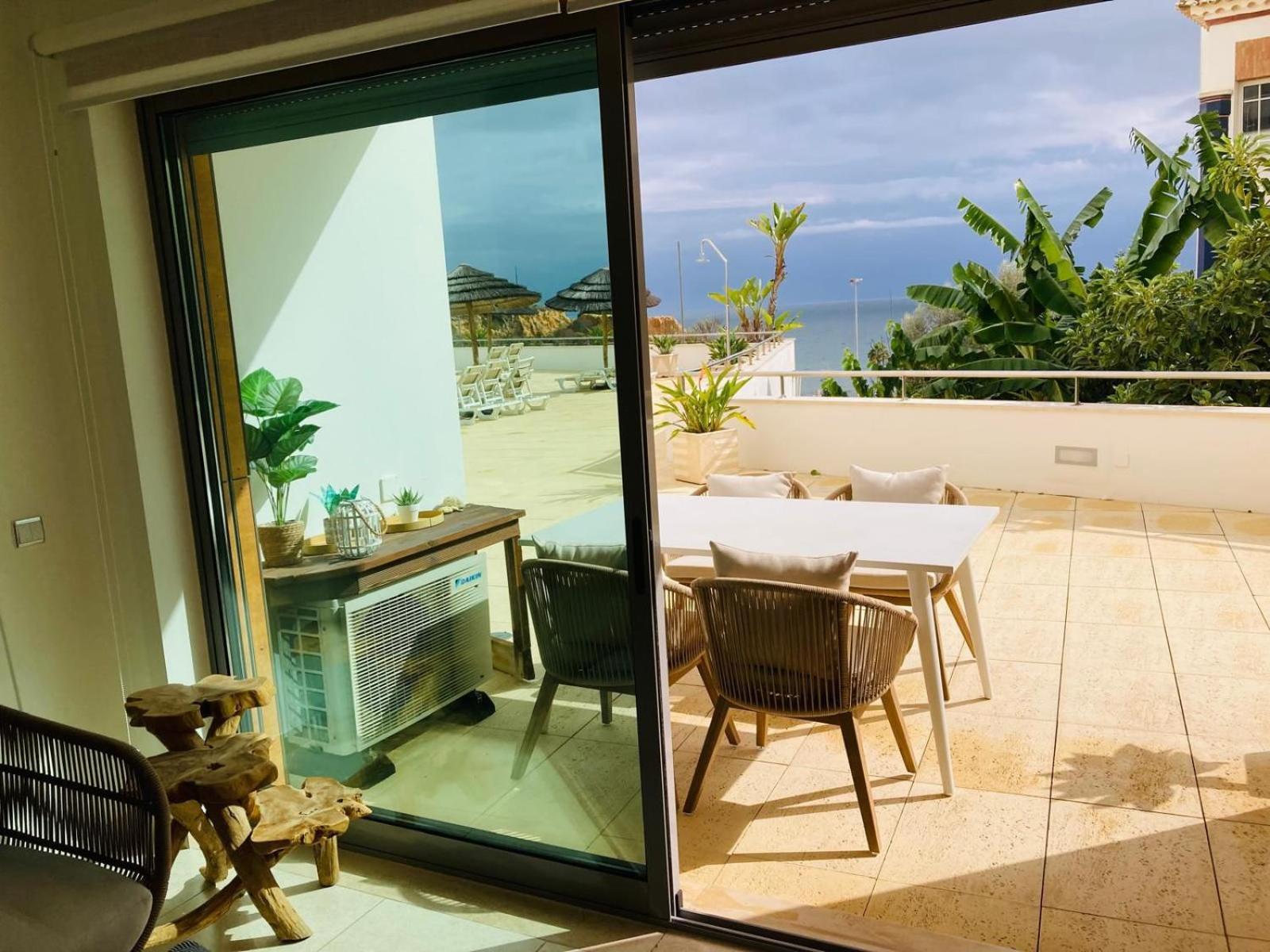On The Beach Stunning Apartment Albufeira Olhos De Agua Exterior photo