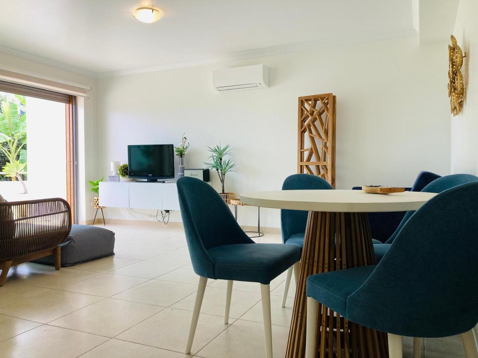 On The Beach Stunning Apartment Albufeira Olhos De Agua Exterior photo